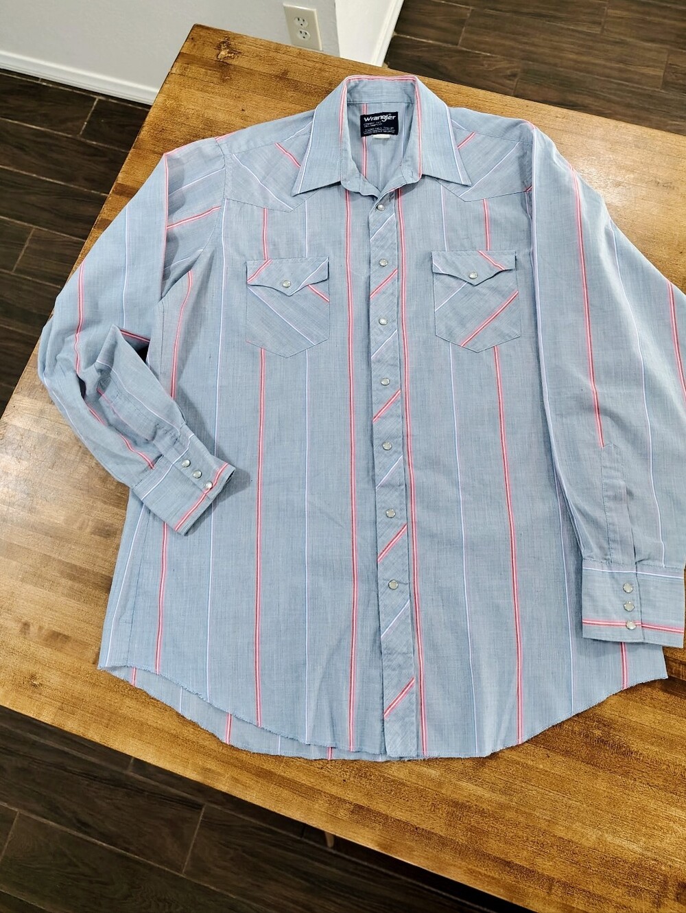 Vintage Wrangler Cowboy Cut Tall Man's Fit X-long tails Pinstripe Pearl Snap